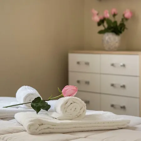 Apartment Marbel - Rome